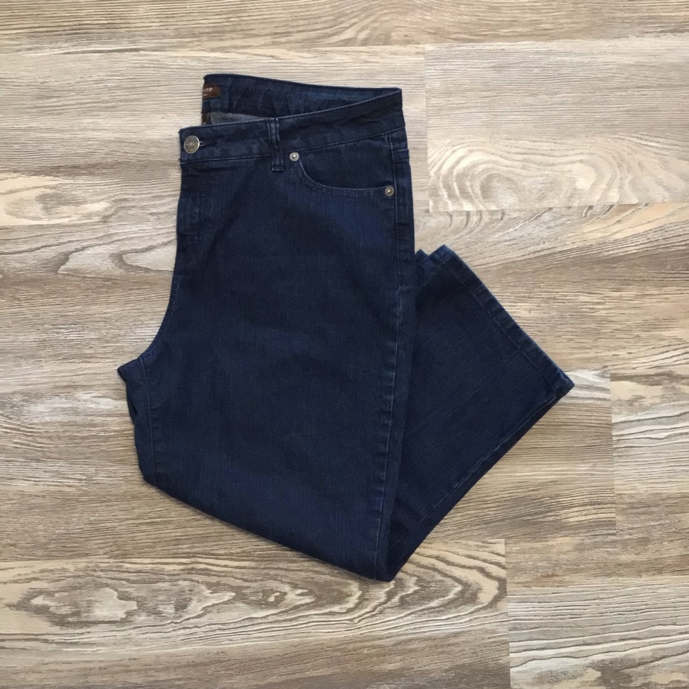 The Limited Mid Rise Straight Leg Dark Medium Rinse Crop Jeans 12